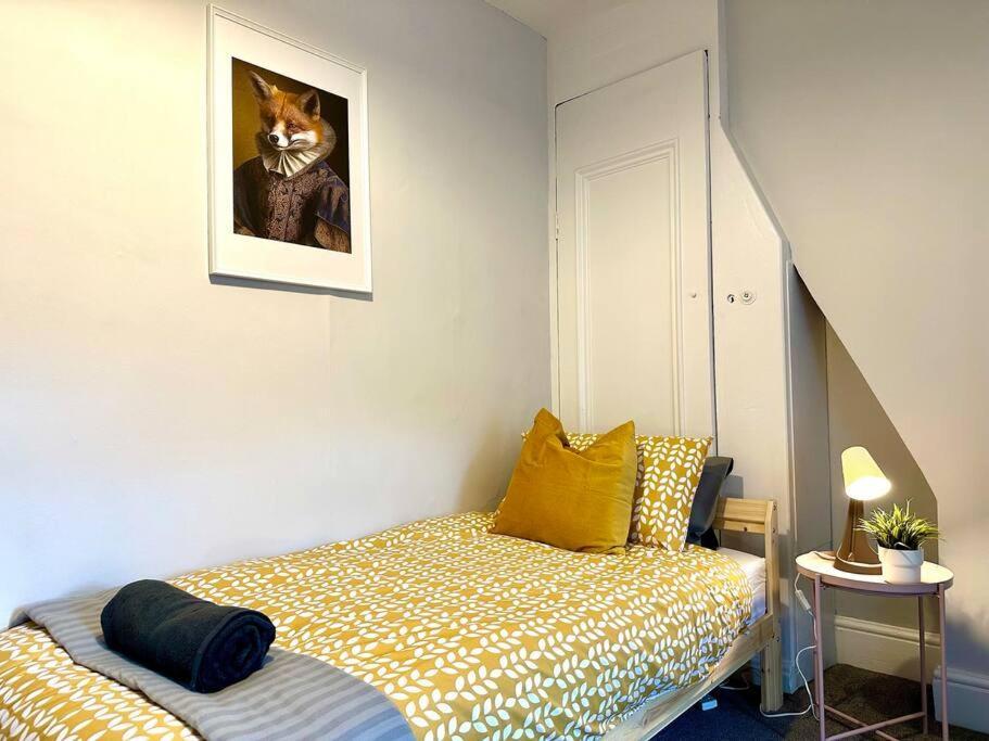 Coastal Comfort Duplex: Spacious 4-Bedroom Near Beach Bournemouth Exterior photo